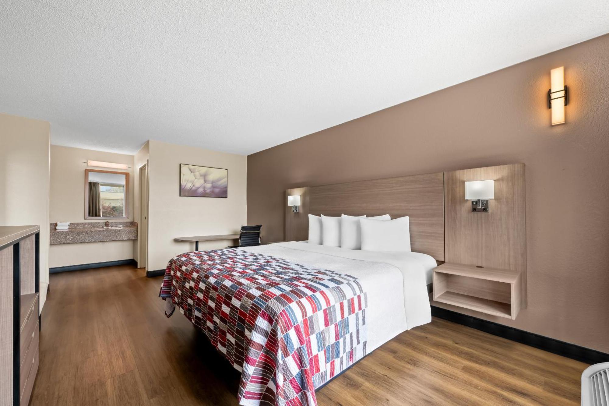 Red Roof Inn Charlotte - Airport Экстерьер фото